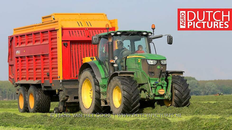 Silage 2017 | John Deere 6210R + 6100RC | Mts Hotsma | Gras | Grass | Inkuilen