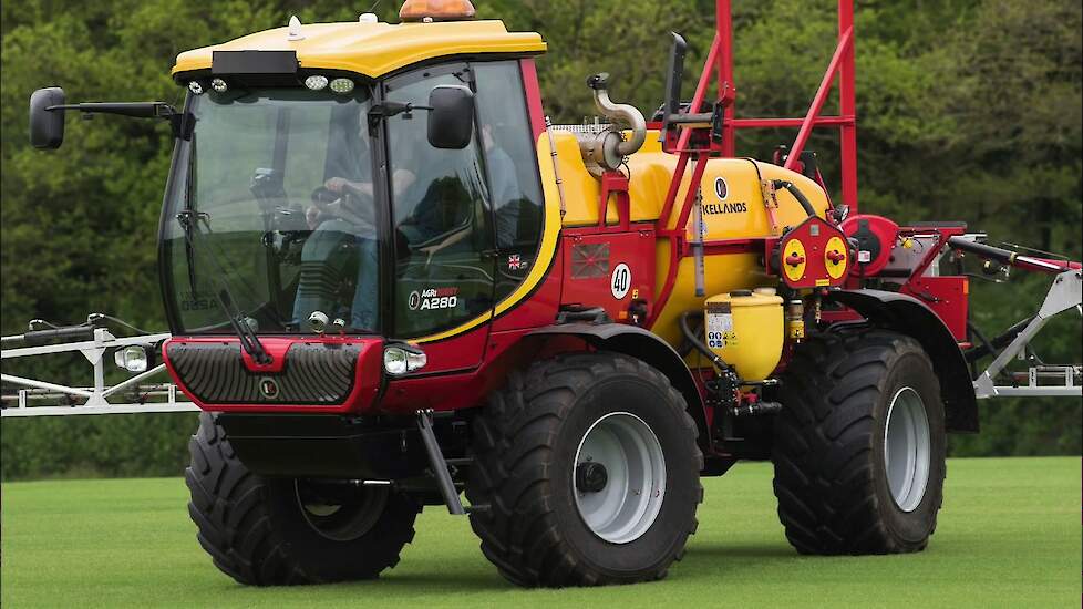Agribuggy de ultieme zelfrijdende veldspuit Trekkerweb