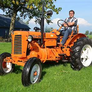 Als Lekkerkerker  moet kiezen is de Zetor zijn lievelingstrekker. 'Die is bovendien net zo oud als ik zelf, van 1948'.
