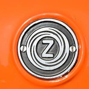 Het embleem van Zetor is eenvoudig maar wel duidelijk herkenbaar.