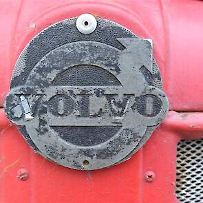 Niet nieuw meer maar nog goed herkenbaar is het logo met de pijl van BM-Volvo.