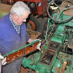 Deze systeemtrekker is een IFA uit de voormalige DDR. De trekker die uit 1956 dateert, had dan weer wel een motor van Lanz.