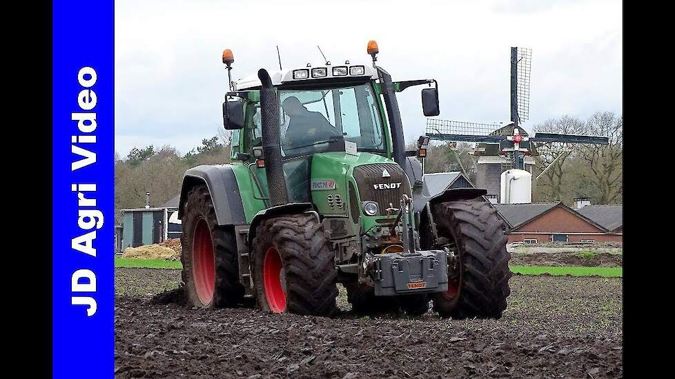 Fendt 716/Ploegen/Ploughing/Pflügen/ v/d Hardenberg/Elspeet/2018