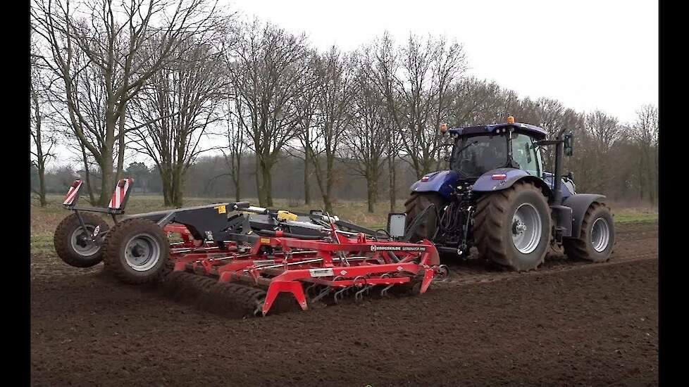 Kongskilde machines testen bij gebruikerstrainingen van New Holland in Merksplas Trekkerweb