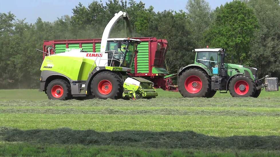 GRAS HAKSELEN 2018 CLAAS JAGUAR 950 FENDT FARIO 930 & 922 STRAUTMANN GIGA TRALER 2246 DO