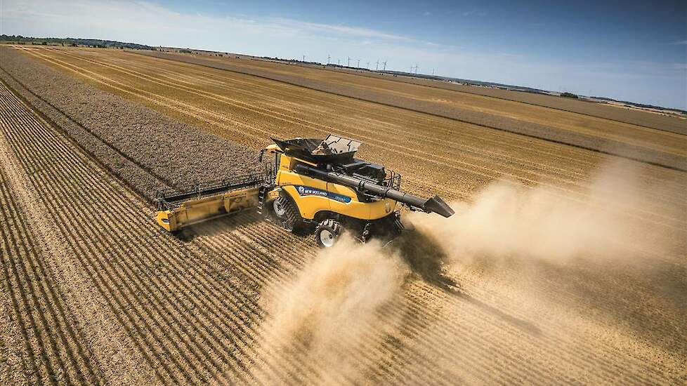 new holland cr7 80