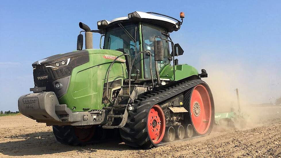 Fendt 943 Vario MT wordt aan de tand gevoeld bij Klaas Fekkes Trekkerweb