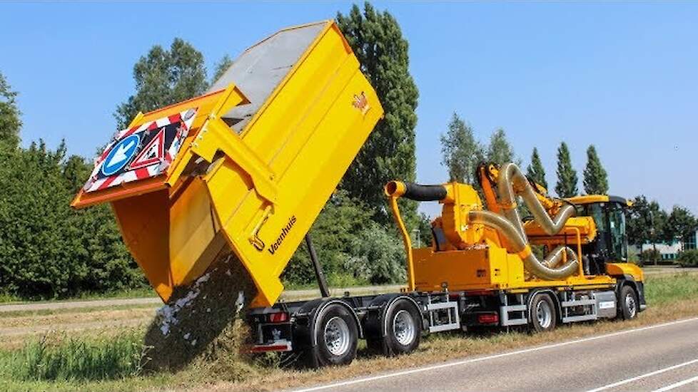 Bretrac  Snelverkeer maaivoertuig || Jan Veenhuis Herder Van Ginkel Trucks