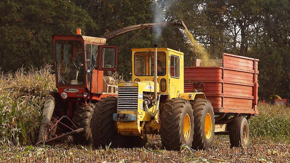 Giga prachtig mais spektakel bij Oldtimer-hakseldag in Dalen 2018