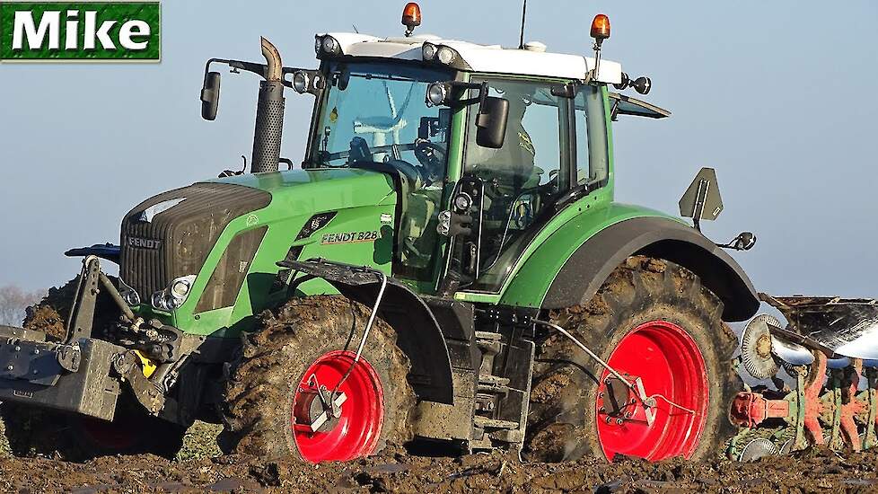 Ploughing 2018 | Fendt 828 Vario | Wortelveld omploegen | Biddinghuizen | Ploegen | NL.