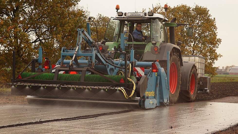 Biologische grondontsmetting “Bodem Resetten” loonbedrijf Joldersma en Thatchtec BV