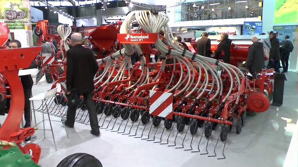 Grondbewerkingsmachines op de Sima Kuhn ,Lemken,Väderstad ,Amazone,Kverneland en meer