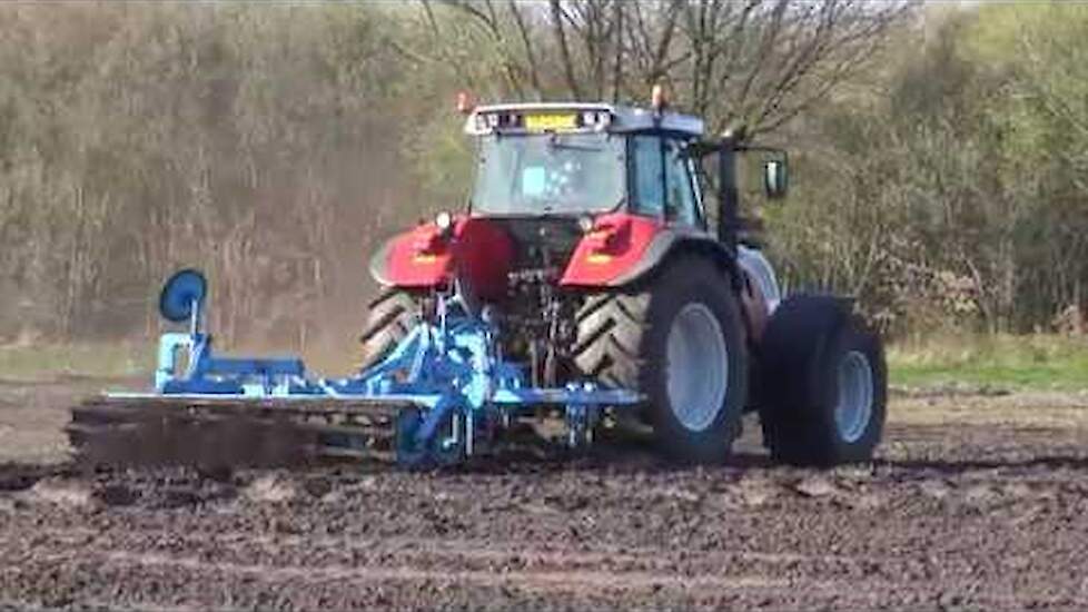 STEYR 6195 CVT MET EEN LEMKEN THOR 8