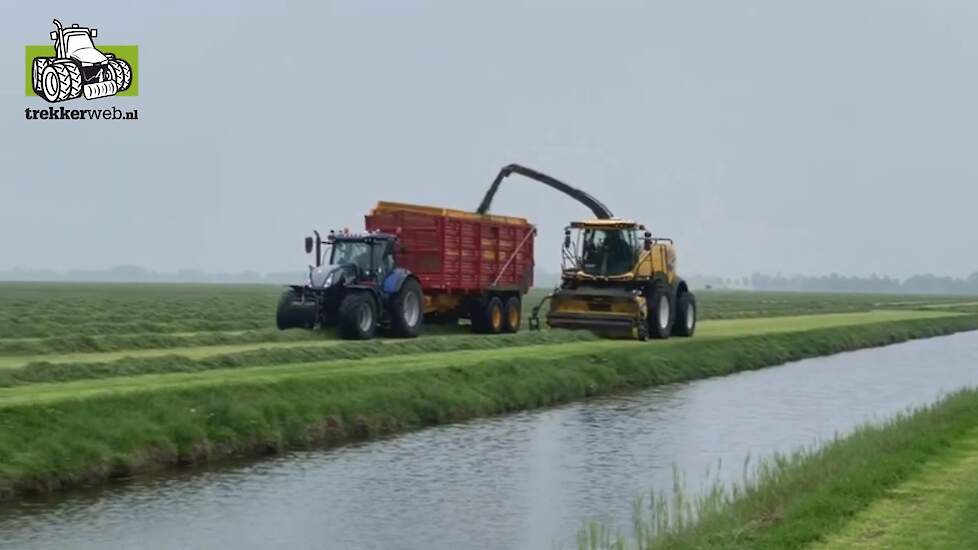 New Holland Forage Cruiser Field Academy