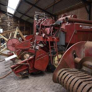 Behalve trekkers heeft het Jan Drenthemuseum een grote collectie werktuigen, veelal ook van het merk McCormick waaronder twee combines, twee hooipersen en een zelfbinder.