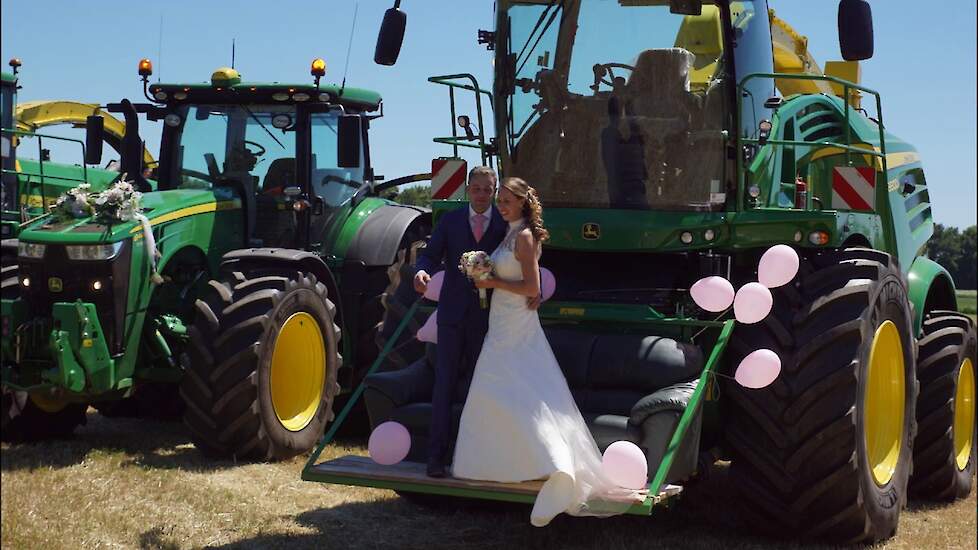 John Deere parade van loonbedrijf Vroege bij bruiloft Trekkerweb