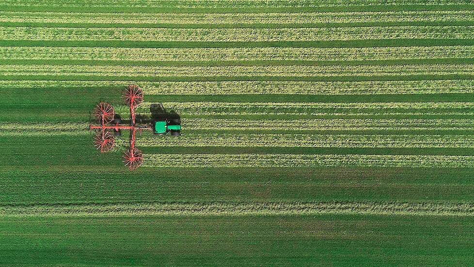 KUHN - Raking World Record - GA 15131