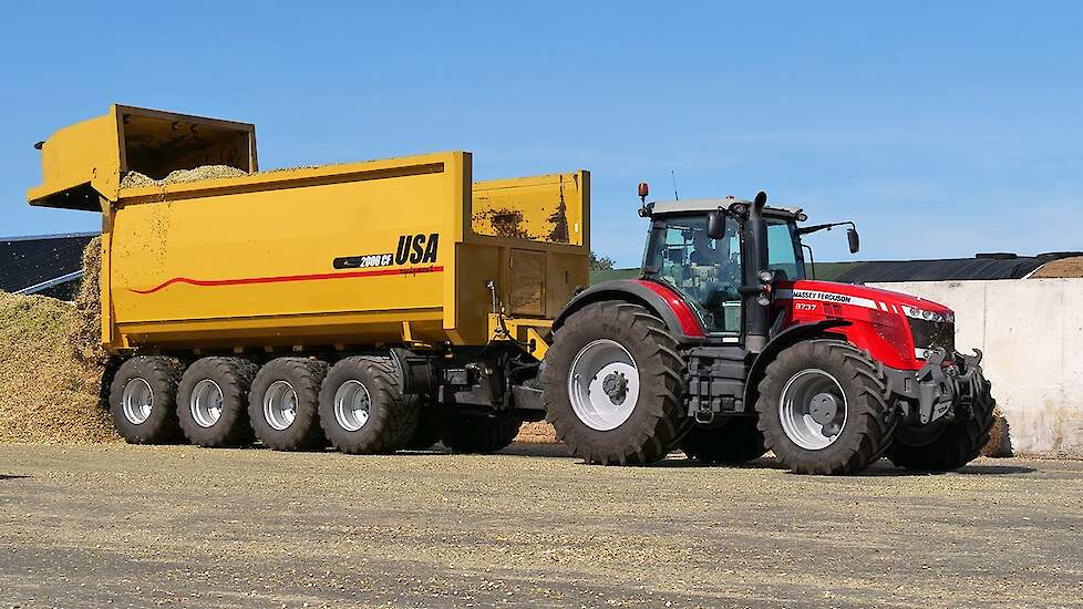 Mais silage 2019 - Vreba melkvee - Van Bakel Dairy - Claas Jaguar 970, MF 8737, CAT 966M- Spektakel!