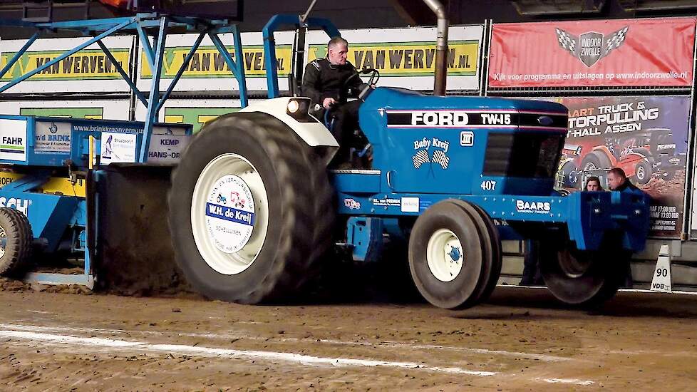 Slomotion beelden van Trekkerweb Indoor Farmstock Zwolle Trekkerweb