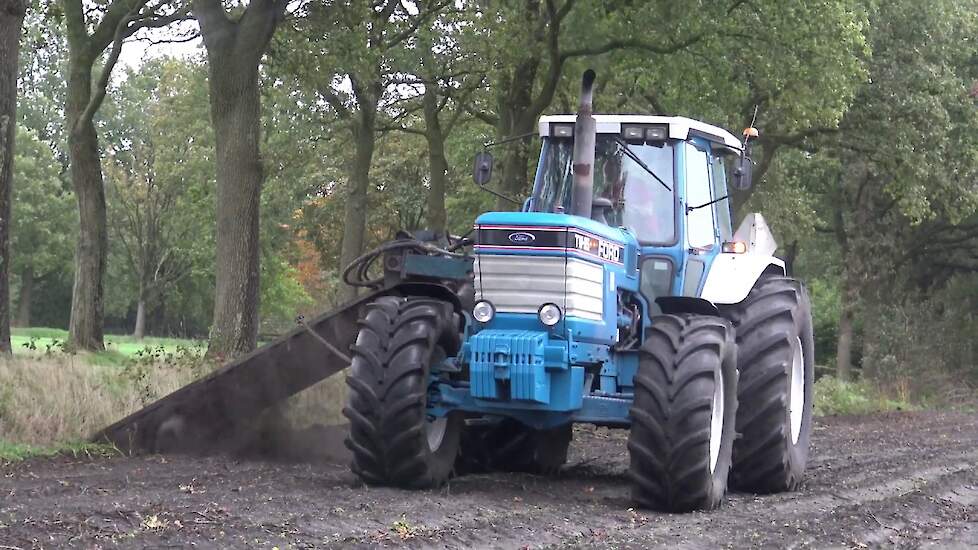 FORD TW 35 SLOOTKANT VIJZELEN ROELOF HUIZING