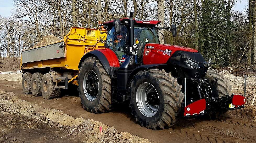 Hoornstra zet AGRIbumper op de Case-IH Optum 270 Trekkerweb