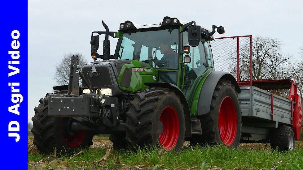 Mest strooien 2020 | Fendt 211 Vario S3 | Spreading manure | Gebr. Mulder Elspeet | Mist streuen