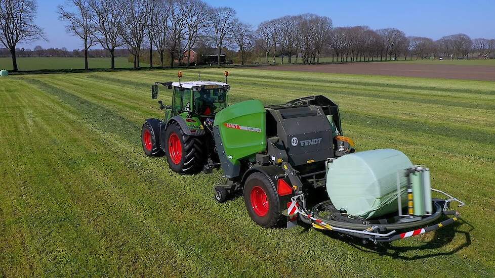 Loonbedrijf Westerveld met een Fendt 516 en een Rotana 130F