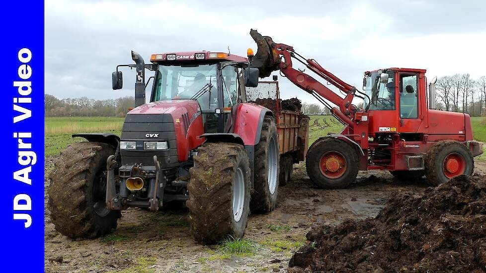 2020 | Case IH CVX 1155 + JCB | Mest strooien | Spreading manure | Siebkes Nunspeet | Mist streuen