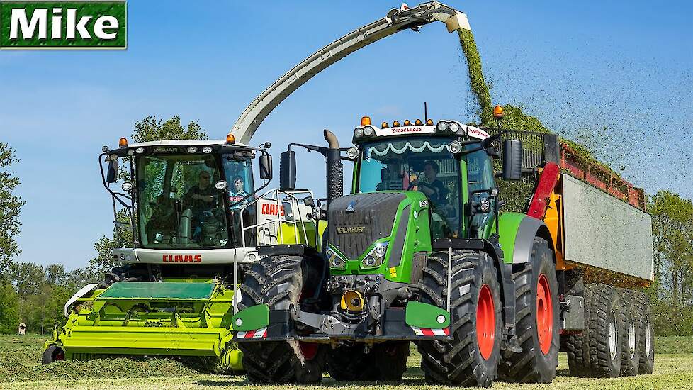 2020 | First Cut of Grass Silage | Fendt 826 / 2x 724 | Jan Bakker + Vd Put | Gras hakselen.