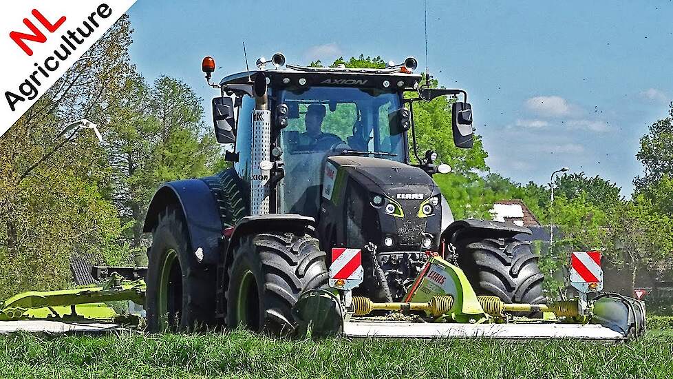 Mowing grass 2020 ● Claas Axion 850 Black Edition + Claas triples ● Gras maaien ● Pleizier & Timmer.