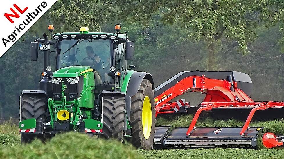 Kuhn Merge Maxx 950 + John Deere 6175R ● Raking Grass ● Gras harken ● Greving.