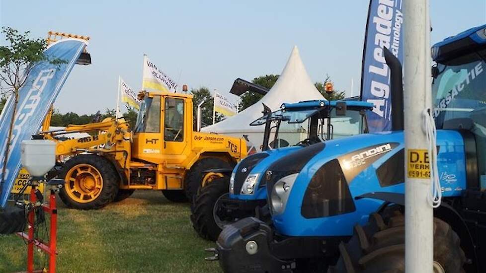 Mooie landbouwbeurs in Vlagtwedde Trekkerweb