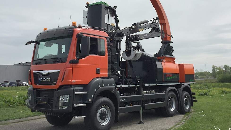 Ufkes Greentec 962 houtversnipperaar op een MAN TGS 28.480 pk. Trekkerweb