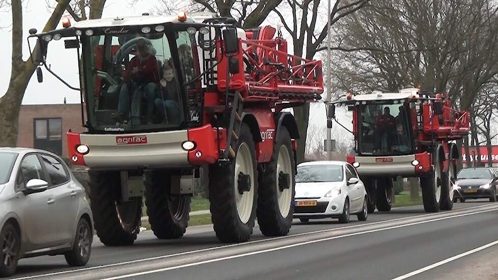 Nieuw Agrifac fabriek zorgt voor verkeersopstopping in Steenwijk Trekkerweb