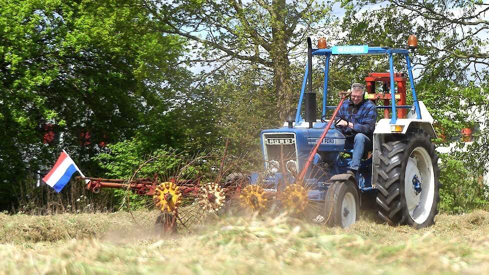 Knooien met de acrobaat Ford 4600
