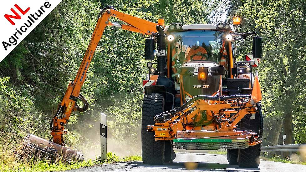 Roadside mowing 2020 ● Fendt 824 Vario + Mulag ● Berm maaien ● Straßenbau Nordrhein-Westfalen.