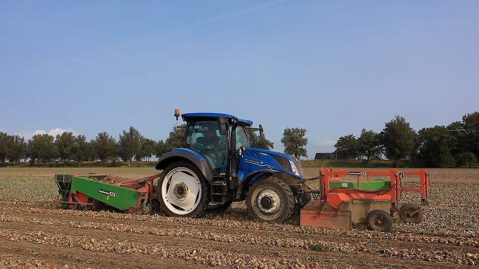 New Holland Dynamic Command transmissie T6.180 en T5.120