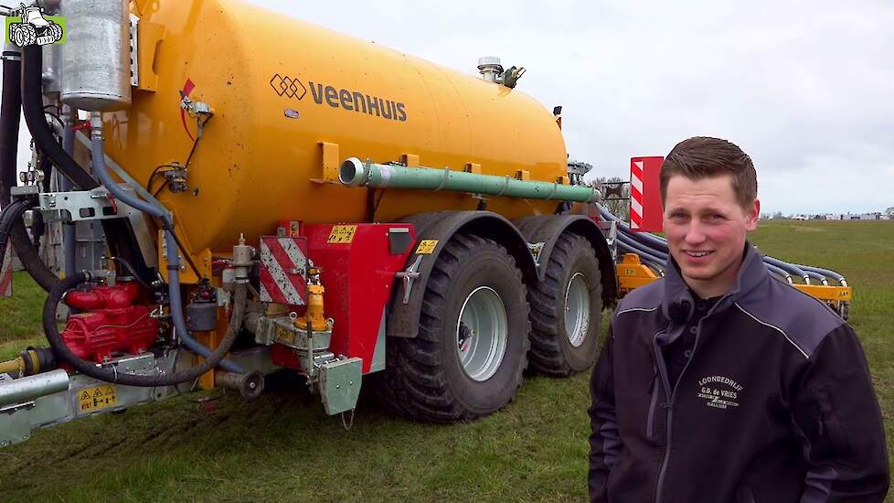 New Holland T7.270 met Veenhuis 14 kuub tandem tank