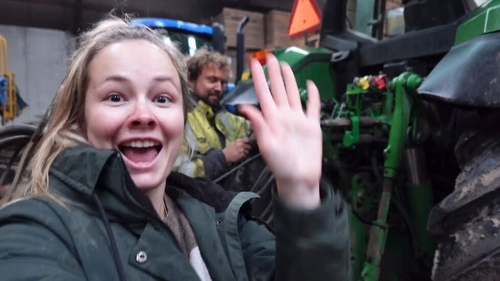 Milou bakt er helemaal niks van op de boerderij & Luna haat regen | Vlog #22