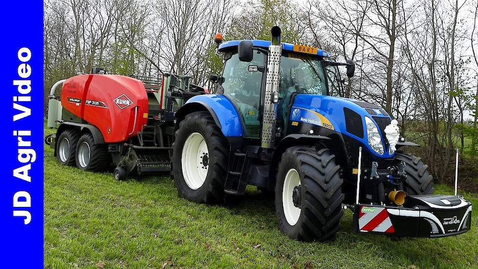 2021 | New Holland T6050 + Kuhn FBP 3135 | Balen persen | Pressing bales | Jan van Norel Doornspijk