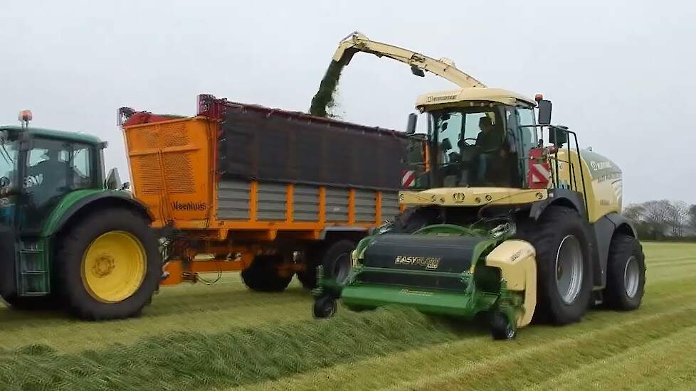 Krone BiG X 580 van Loonbedrijf Mart Munsters