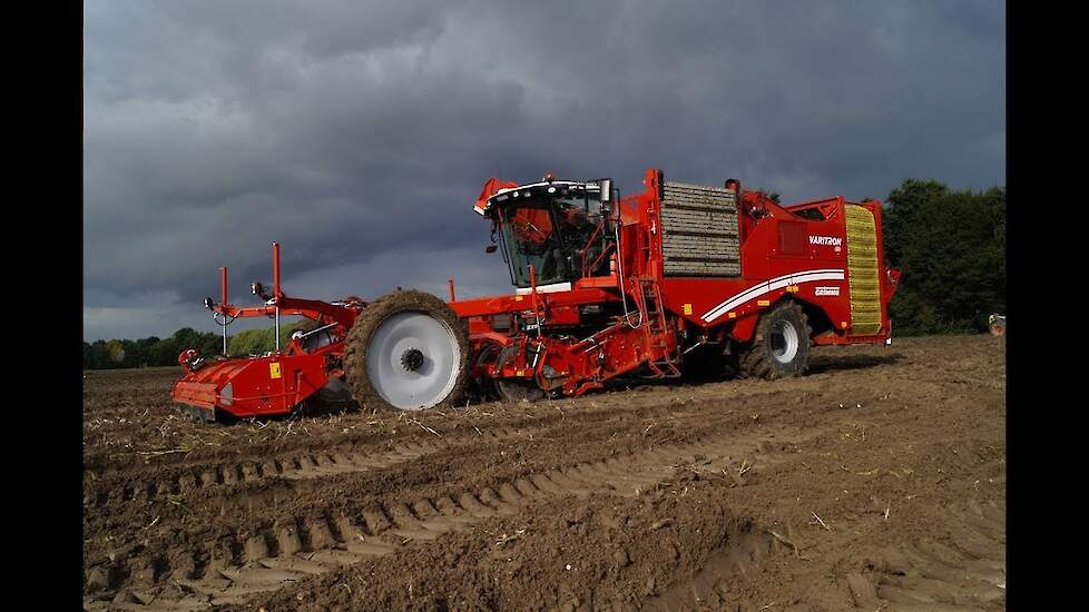 Uitleg van de Grimme Varitron 470 op de Potato Europe 2013 - Trekkerweb