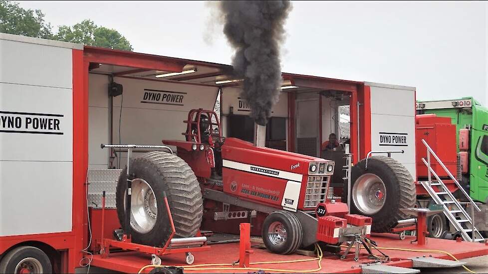 Lots of horsepower during test on the Dyno Power-truck