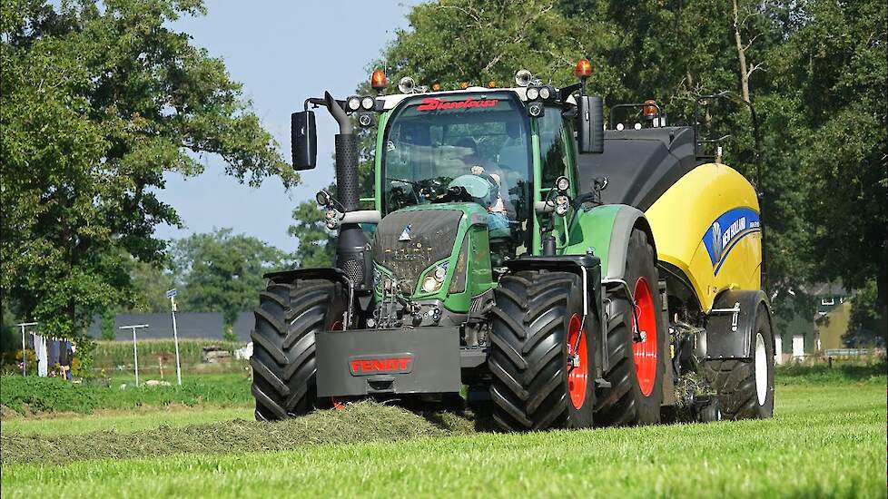 Pressing + Wrapping Bales with Fendt + New Holland + McHale | Blankespoor | 2021