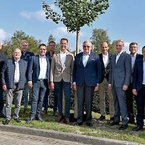 Delegatie Krone en directie Broekens