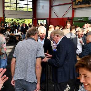 Een borrel op t boek