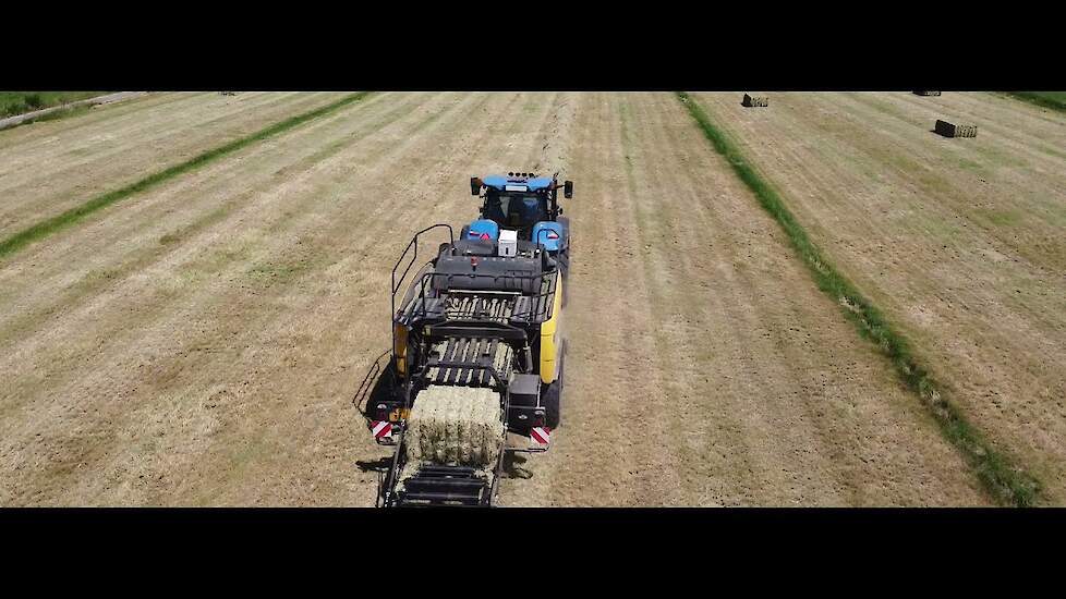 New Holland BB 1270 voor loonbedrijf van Dijk