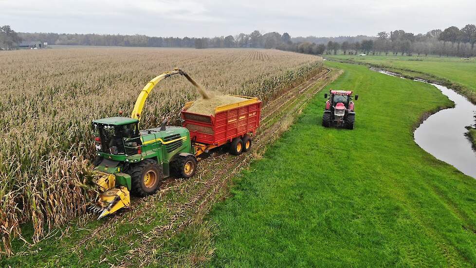 Mais Silage 2021 with John Deere + Case IH + Deutz-Fahr + Fendt | Van den Top & Heerikhuize