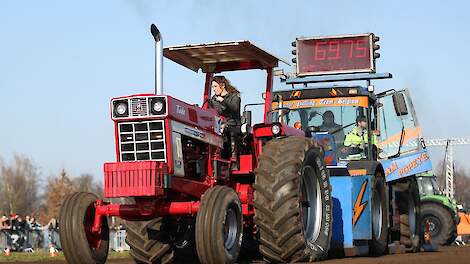 Meer had een speciale damesklasse, de 6,5 ton Landbouw dames. Hierin kwam Wendy van Sprundel aan de start met een International 1066.