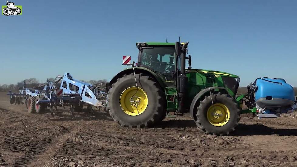 Voorjaarswerkzaamheden bij loonbedrijf Schmitz in Weeze